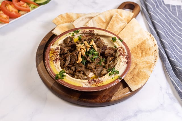Hummus With Lamb And Beef.